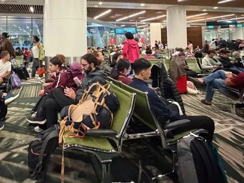 Nhiều chuyến bay tiếp tục bị hủy do xung đột Trung Đông, hành khách được đổi, hoàn vé ra sao?