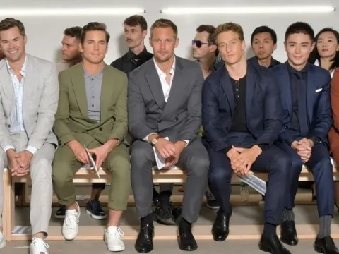 Từ tấm ảnh khiến fan cười bò của Hoắc Kiến Hoa ở show thời trang: Tư thế ngồi quyết định phong độ đàn ông ra sao?