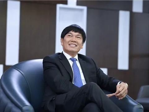 Quá nhanh: Con trai Chủ tịch Trần Đình Long đăng ký mua 50 triệu cổ phiếu HPG khi giá chạm đáy 6 tháng