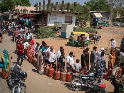 Việt Nam ‘hot’ xe điện còn đây mới là mặt hàng người Ấn Độ đang xếp hàng dài để mua: Doanh số tăng 30 lần, siêu thị không còn hàng để bán