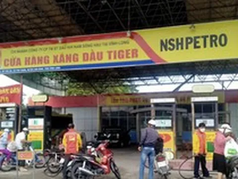 14 cây xăng được đem ra để thu hồi nợ