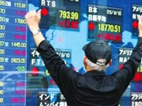 Đổi đời lãi to khi mua cổ phiếu từ 30 năm trước