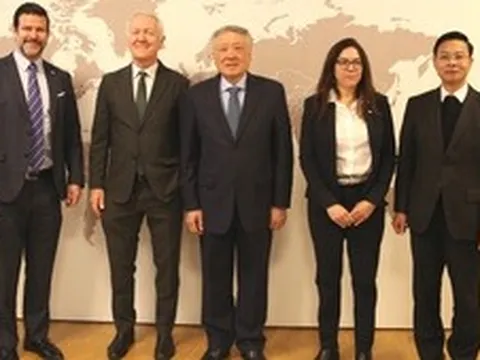 Thúc đẩy kết nối Trung tâm tài chính quốc tế Việt Nam với thế giới