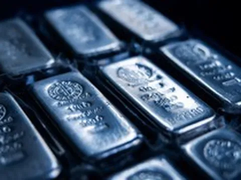 1 quốc gia vừa ‘mua đỉnh’ gần 800 tấn bạc