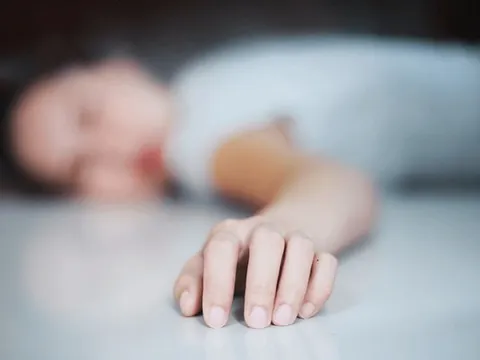 Cô gái 24 tuổi tử vong vì ăn cơm trộn ớt mỗi ngày, bác sĩ cảnh báo thói quen "nguy hiểm chết người"