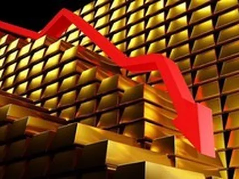 Nguyên nhân giá vàng rớt thê thảm