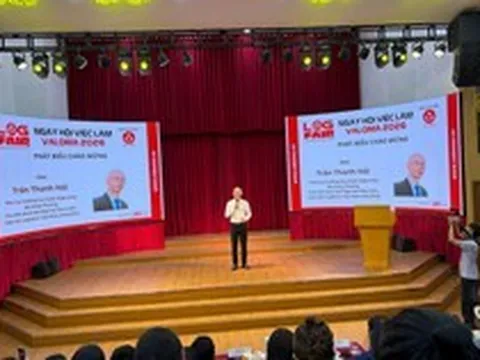 J&T Express kết nối tương lai logistics: Từ nguồn nhân lực đến nền tảng số tại VALOMA LOGFAIR 2026