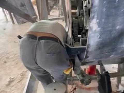 Giải cứu công nhân kẹt trong máy nghiền đá: Tai nạn rùng mình và lời cảnh báo đắt giá