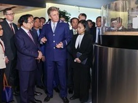 Thủ tướng đề nghị phía Nga hợp tác, hỗ trợ xây dựng hệ thống tàu điện ngầm