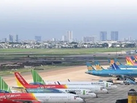 Giá nhiên liệu Jet A-1 tăng mạnh, hãng hàng không nói về việc tăng giá vé máy bay
