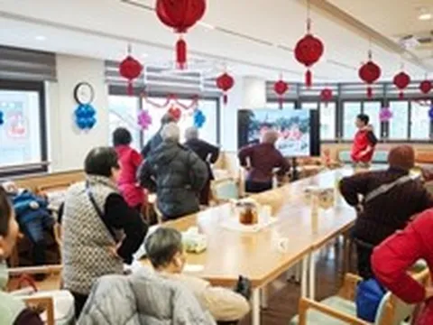 Xuất hiện viện dưỡng lão sáng đi chiều về, có ca riêng theo giờ: Ngay trong một khu dân cư