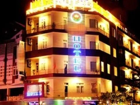 Nhà hàng, khách sạn tắt hoặc giảm tối thiểu 50% công suất chiếu sáng quảng cáo giờ cao điểm