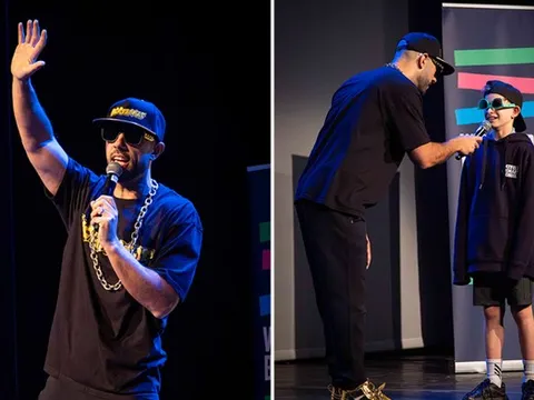 Điều gì khiến thầy giáo này ghi danh kỷ lục “lớp học lớn nhất thế giới” tại London?