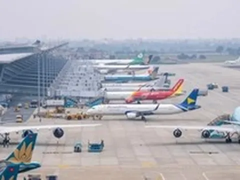 Làm rõ cơ sở đề xuất phụ thu phí nhiên liệu, tăng giá vé máy bay