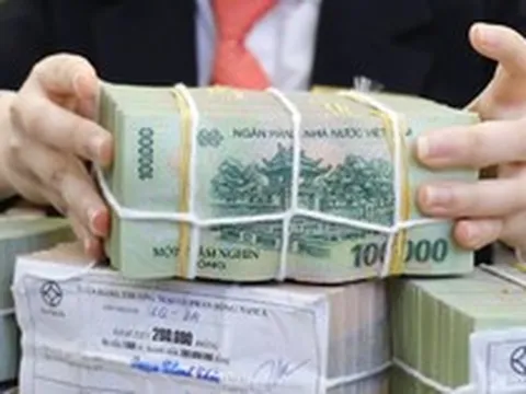 Lãi suất tiết kiệm vẫn neo cao sau văn bản chấn chỉnh của Ngân hàng Nhà nước