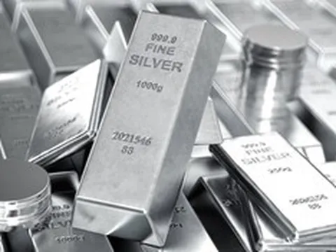 Giá bạc hôm nay (3/4): Giá bạc trong nước tăng hơn 1 triệu đồng, thế giới tăng, giảm theo phát biểu của ông Trump