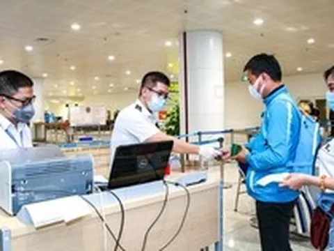 Cục Thuế thông báo: Một loạt người có tên sau bị tạm hoãn xuất cảnh