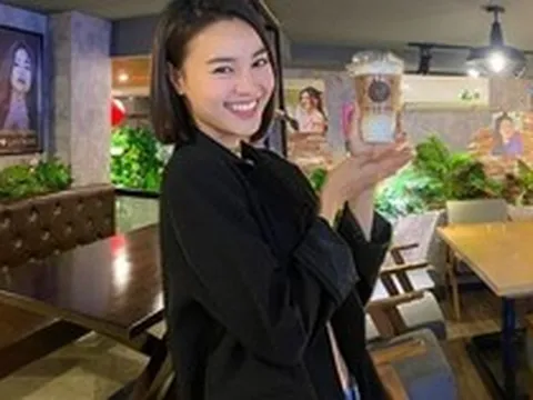 Từng khai trương rầm rộ, chuyện gì đang xảy ra với quán cà phê của Ninh Dương Lan Ngọc sau 4 năm?