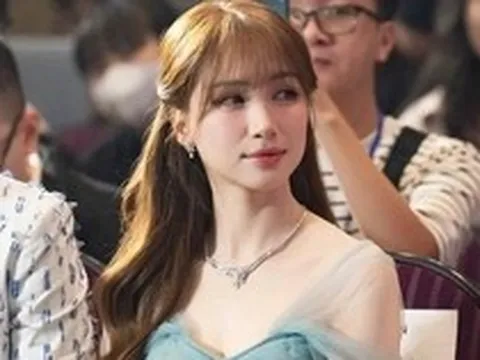 Hòa Minzy bán gấp nhà ở TP.HCM, cắt lỗ 800 triệu gây chú ý