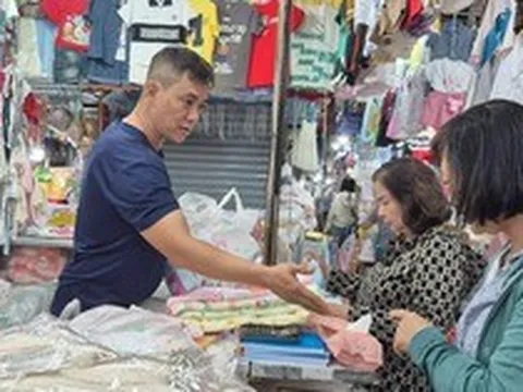 Bộ Tài chính lại có đề xuất mới về ngưỡng doanh thu chịu thuế của hộ kinh doanh