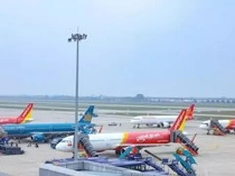 Lên phương án giảm giá dịch vụ hàng không