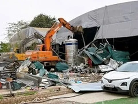 Sân pickleball 6.000m² ở Hà Nội bị tháo dỡ: Chủ cơ sở từng bị phạt 140 triệu đồng