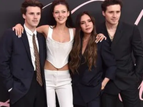 Gia đình Beckham "biến động": Cruz đăng bài đầy ẩn ý sau khi Victoria lên tiếng về rạn nứt với con trai cả