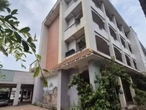 Hiện trạng nhiều trụ sở bỏ hoang, cỏ mọc um tùm... ở Đồng Nai