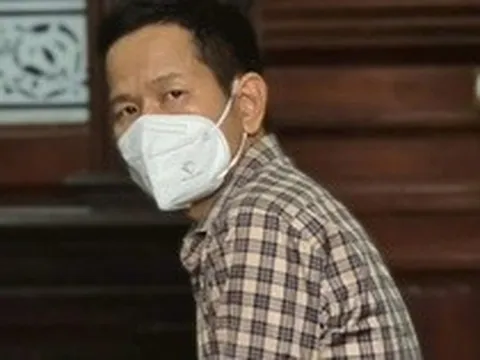 Tiết lộ tin điều tra của công an, cựu giám đốc ngân hàng ở TPHCM lãnh án tù