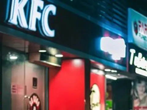 Chuyện gì đang xảy ra với KFC: Phải đóng cửa 25 chi nhánh tại một quốc gia ĐNÁ, cắt bỏ gần 2.000 nhân sự, nợ phải trả cao kỷ lục