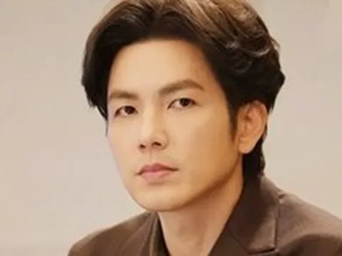 "Tổng tài" gây sốt màn ảnh ở tuổi 51