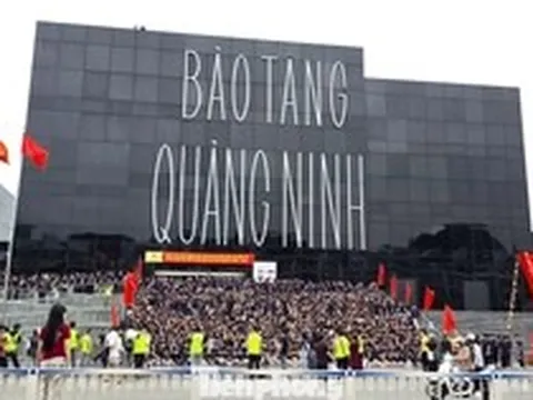 Quảng Ninh thu nghìn tỷ dịp nghỉ Giỗ Tổ