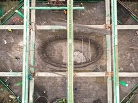 Cầu Trần Hưng Đạo vượt sông Hồng thi công xuyên ngày đêm, tăng tốc về đích 2027