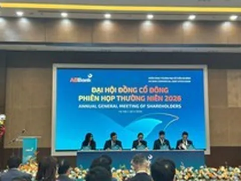 ĐHCĐ ABBank: Trở lại làm Chủ tịch, ông Vũ Văn Tiền giao “phải làm thế nào tăng gấp đôi phúc lợi cho nhân viên”