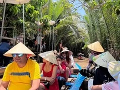 Tour miền Tây đắt khách dịp 30/4-1/5: Hàng trăm du thuyền tại Mỹ Tho- Vĩnh Long hoạt động hết công suất
