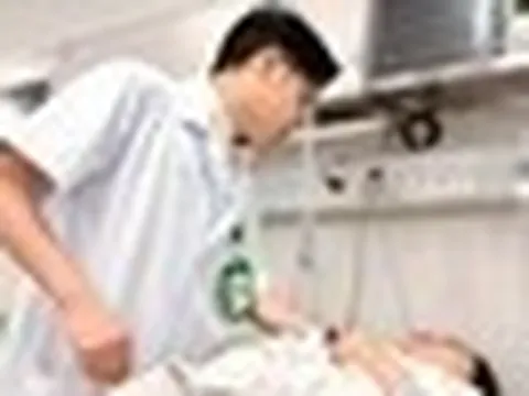 Tình trạng sức khoẻ của người phụ nữ mắc kẹt dưới gầm xe buýt ở Hà Nội