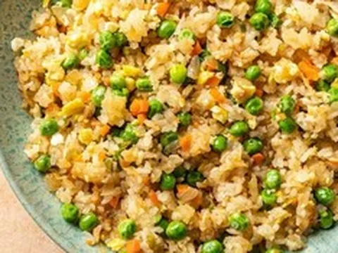 Sau bữa ăn miễn phí, 63 học sinh nhập viện ở Cà Mau: Nguyên nhân dần sáng tỏ