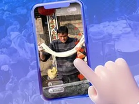 Bất ngờ nổi tiếng trên mạng, một người bán mì bị đẩy đến bờ vực sụp đổ