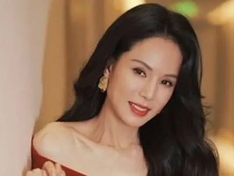 Ngỡ ngàng với động lực giữ dáng suốt 20 năm của "Tiểu Long Nữ" Lý Nhược Đồng, thấy nhan sắc tuổi 60 mà không tin nổi