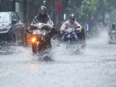 Miền Bắc liên tiếp đón không khí lạnh tràn về, nhiệt độ giảm nhanh, mưa dông sầm sập