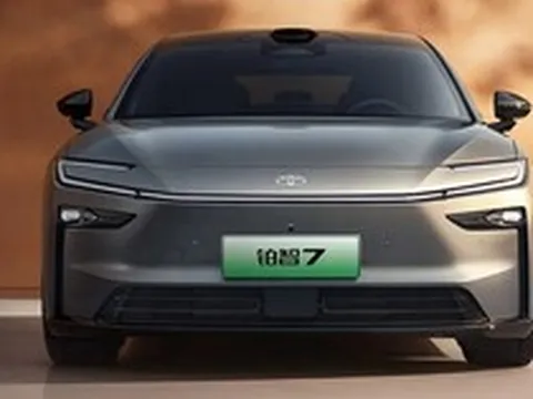Giá ô tô trung bình ở Mỹ vọt lên hơn 1,3 tỷ/chiếc - với giá này, người Trung Quốc mua được 2-5 chiếc xe mới cứng, công nghệ 'ngập răng'