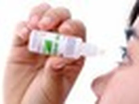 Thu hồi nước muối nhỏ mắt Natri clorid 0,9% vì không đạt "độ trong": Nguy hiểm ra sao?
