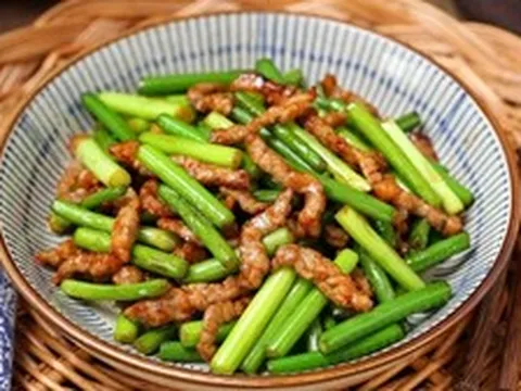 6 loại rau "kháng sinh tự nhiên": Trời nóng nên ăn thường xuyên để tăng đề kháng và bảo vệ đường ruột
