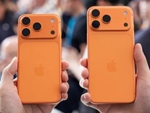 Người Việt mê iPhone 17 Pro Max, thế giới thích iPhone giá rẻ
