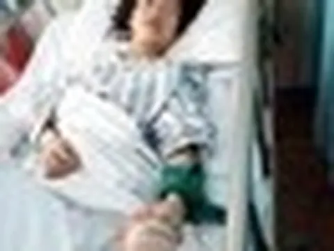 Cô gái 24 tuổi máu "ngập đường" máy không đo nổi, phổi và thận đều tổn thương: Tại 4 thói quen từ thời tiểu học