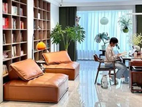 Không còn chuộng phòng khách kiểu cũ, phòng khách của người bạn này khiến nhiều người muốn “đập đi làm lại” vì quá tiện và đáng sống