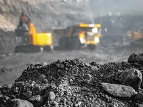 Cú bắt tay xuyên đại dương của "ông lớn" Việt: Đặt chân vào khu mỏ 1 tỷ tấn, nhìn thấy từ vệ tinh