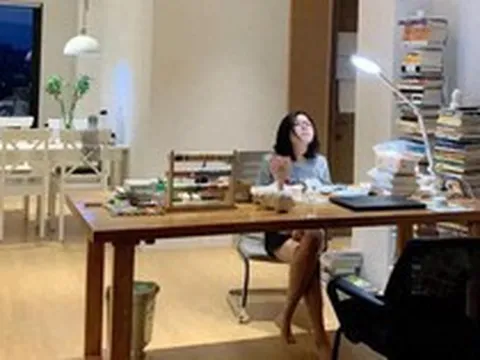 Căn nhà không có đồ decor cầu kỳ của gia đình 3 người lại khiến nhiều người thừa nhận: “Đây mới là giàu thật sự”!