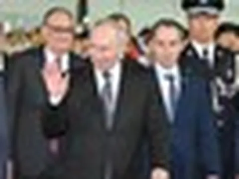 Chàng trai Trung Quốc duy nhất được gặp riêng Tổng thống Nga Putin hôm nay là ai?