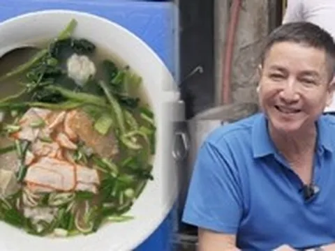 Hàng mì vằn thắn “chảnh” hơn 40 năm được NSƯT Chí Trung mê mẩn: Xin thêm thịt, xá xíu thoải mái nhưng nhất quyết không cho thêm nước dùng